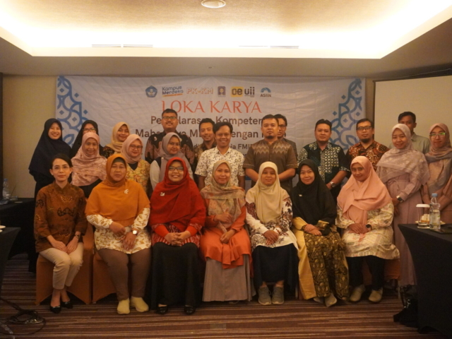 Lokakarya Penyelarasan Kurikulum MBKM